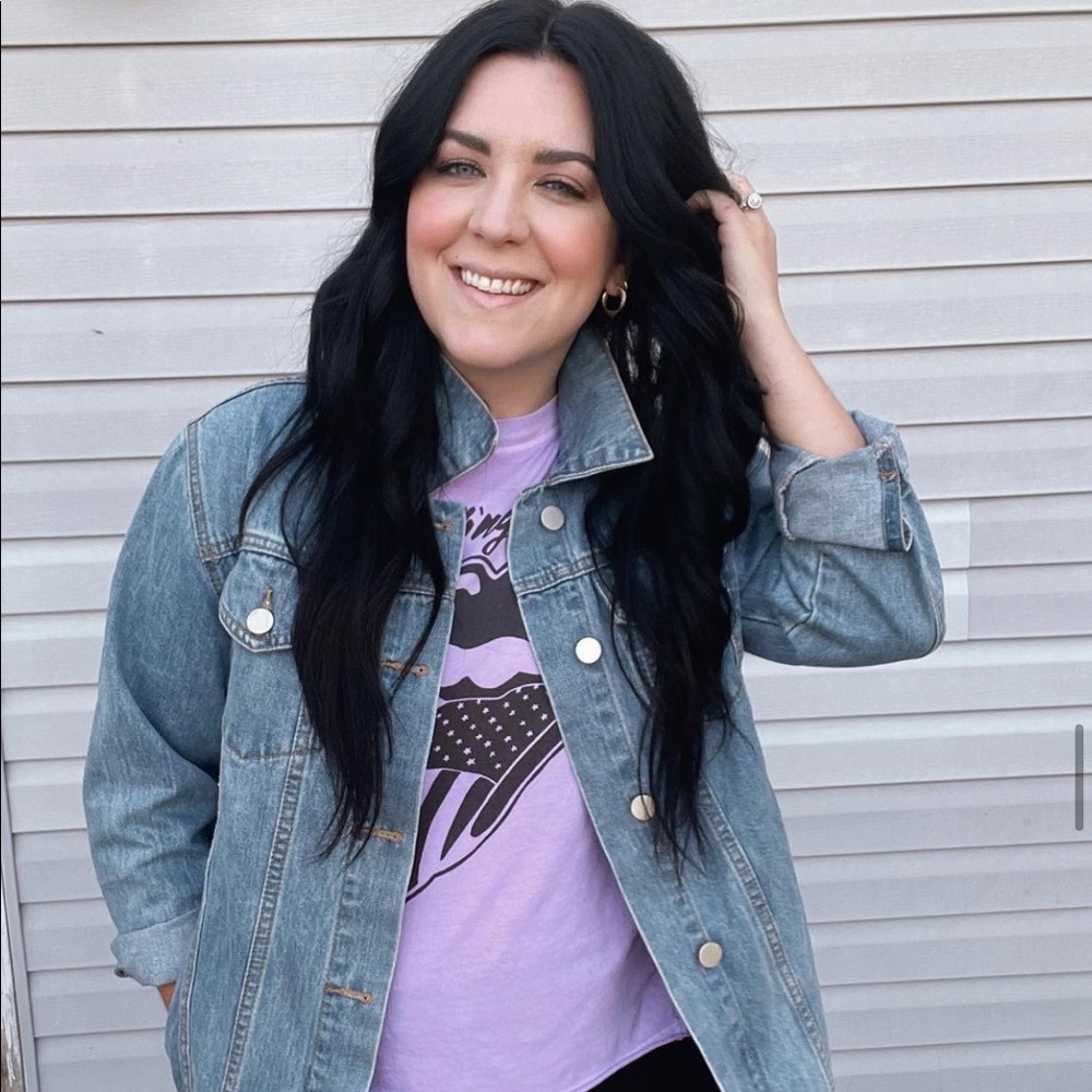 Meet your Posher, Alyssa